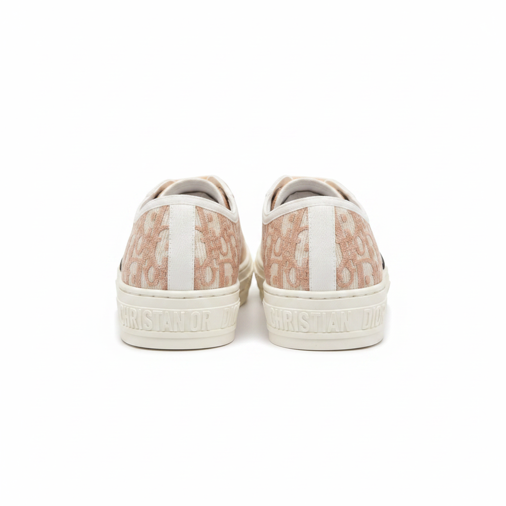 Dior Walk'n'Dior par vista trasera