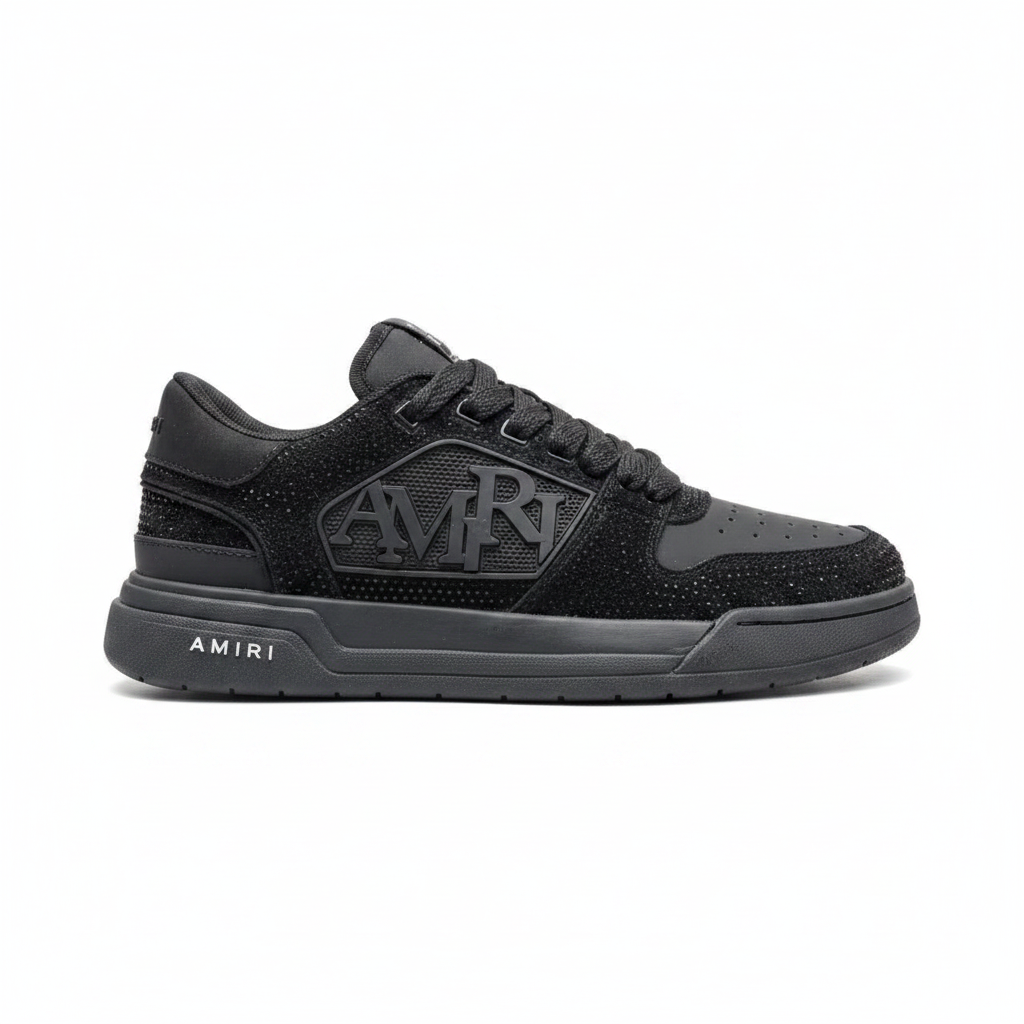 Amiri total black zapato otro ángulo