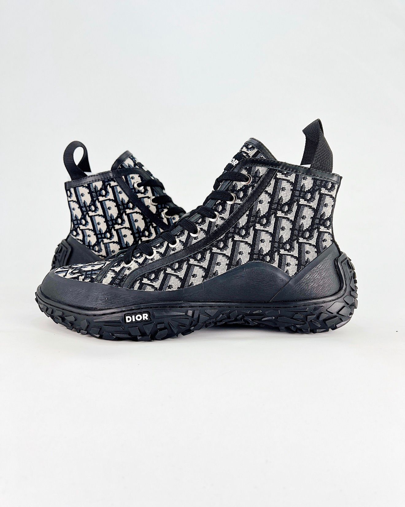 DIOR shoes