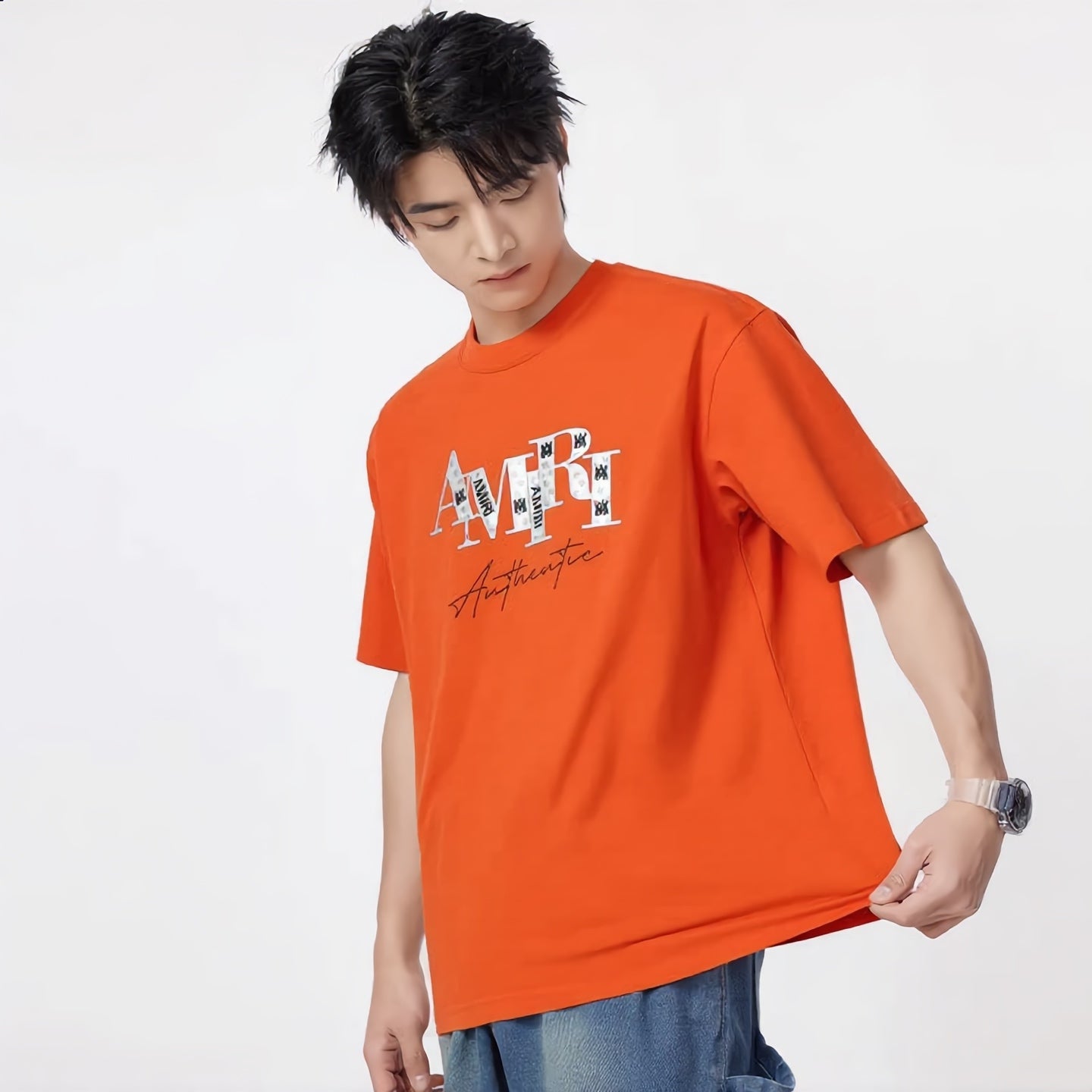 Amiri manga corta para hombres